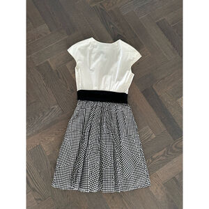 Women's Paule Ka Dress Size 36 White & Black